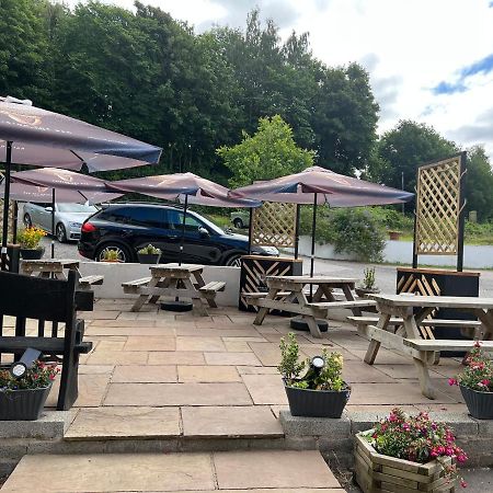 Chainbridge Usk Riverside Gastro Pub And Accommodation Trostrey Extérieur photo