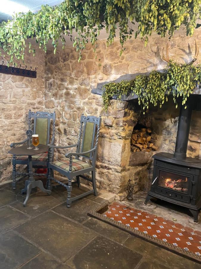 Chainbridge Usk Riverside Gastro Pub And Accommodation Trostrey Extérieur photo
