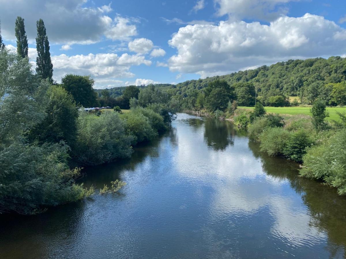 Chainbridge Usk Riverside Gastro Pub And Accommodation Trostrey Extérieur photo