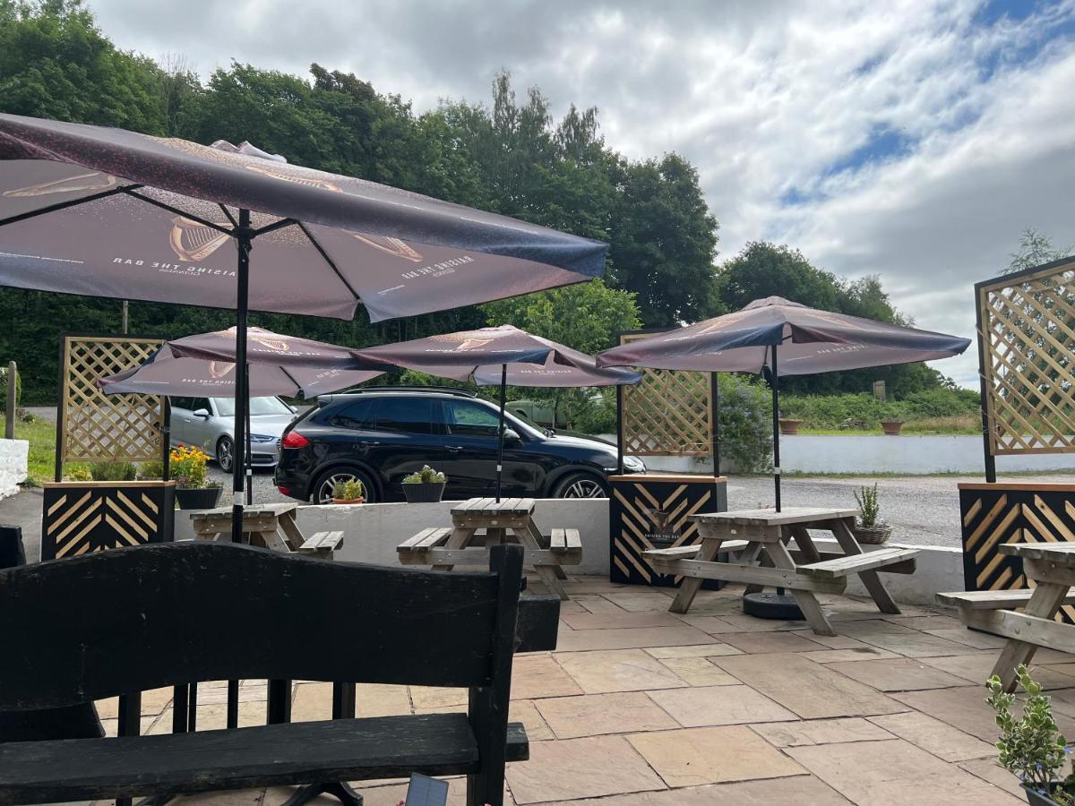 Chainbridge Usk Riverside Gastro Pub And Accommodation Trostrey Extérieur photo