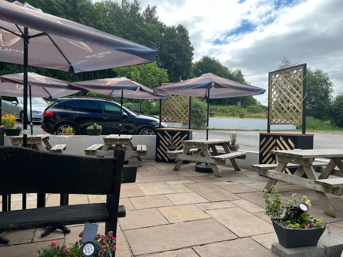 Chainbridge Usk Riverside Gastro Pub And Accommodation Trostrey Extérieur photo